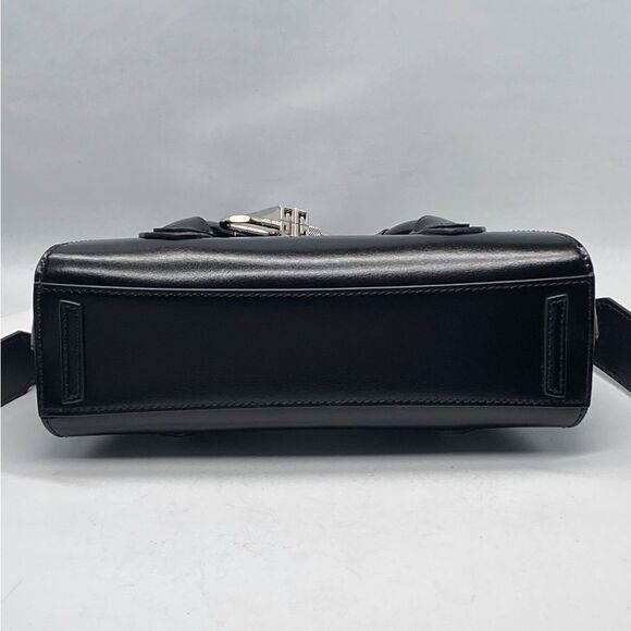 Givenchy Antigona Stretch Mini Top Handle in Box Leather - Picture 4 of 16
